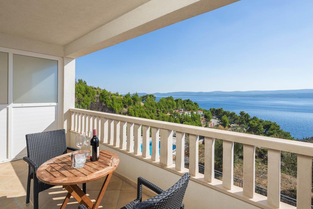 Beachfront Apartments Lara Omis Ngoại thất bức ảnh