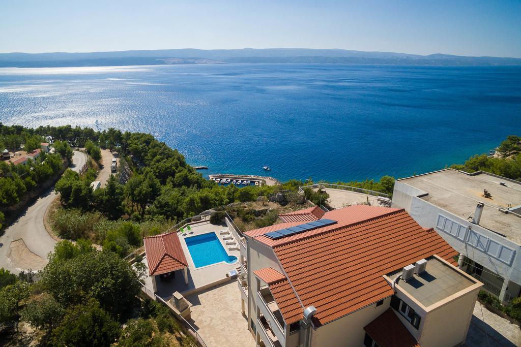 Beachfront Apartments Lara Omis Ngoại thất bức ảnh